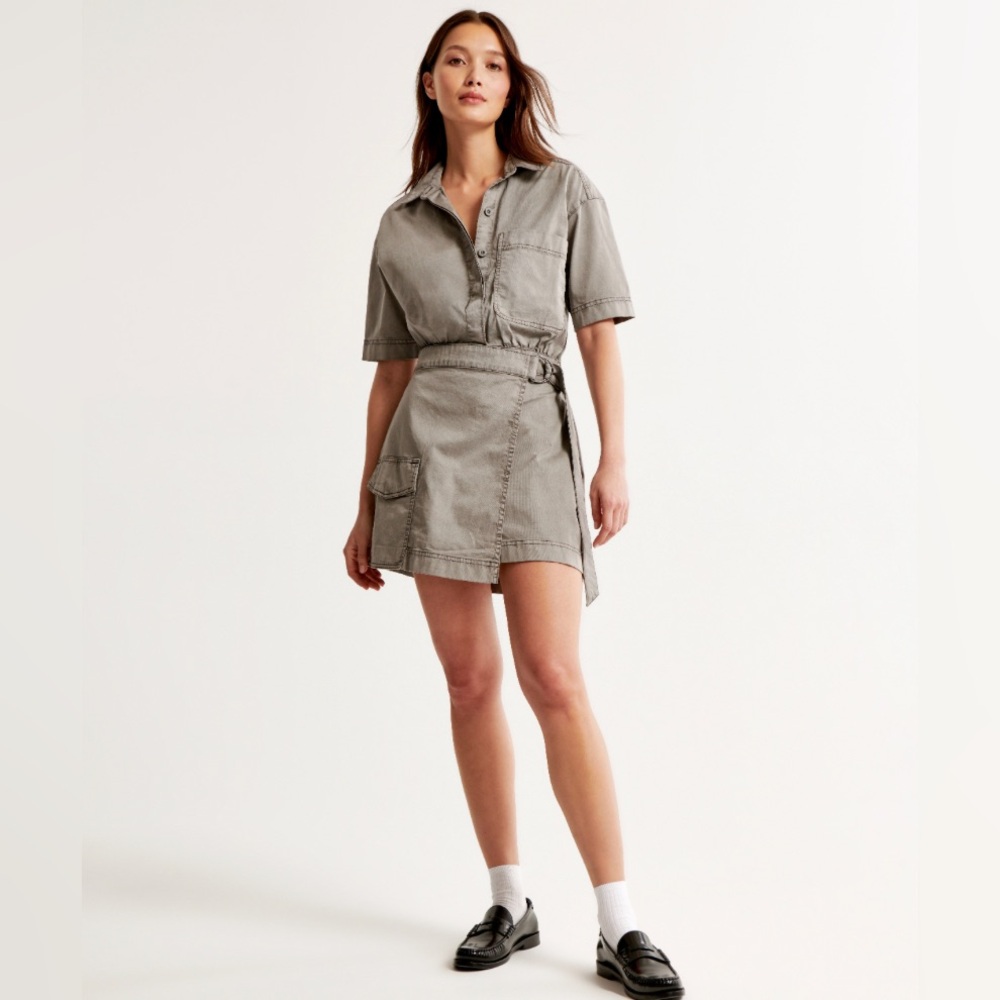 Abercrombie & Fitch Gray Utility Dress